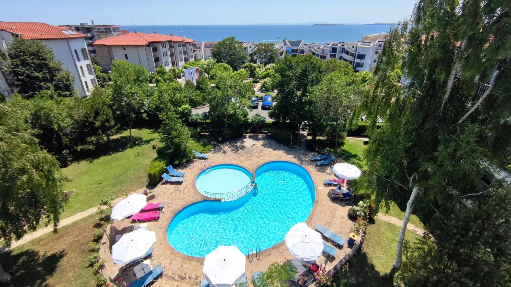 Marina Delfin Apartments - Top Location & Pet Friendly Sveti Vlas Exterior foto